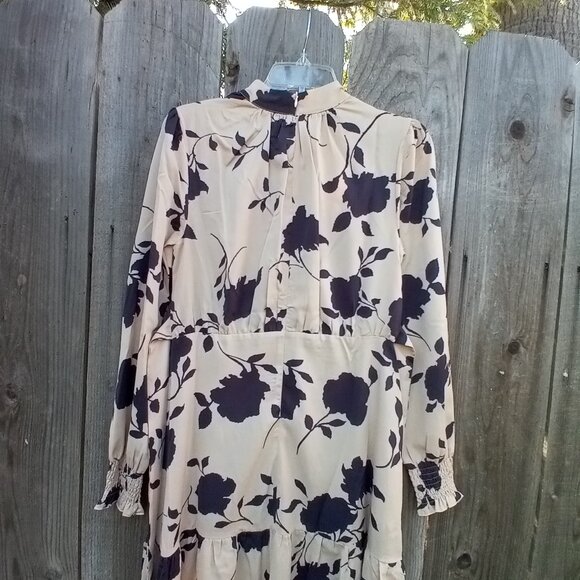 KARMI LABEL Dress Womens Size S Tan Black Floral Print Halter Tie Waist New - Picture 8 of 12
